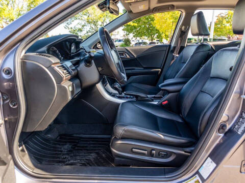 2017 Honda Accord Hybrid EX-L