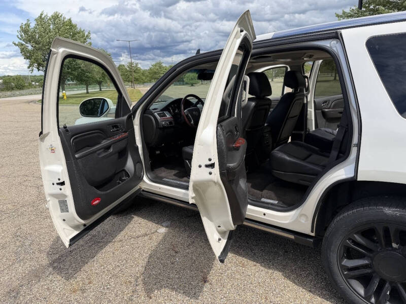 2012 Cadillac Escalade Premium