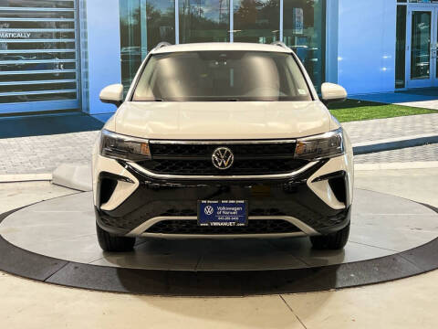 2023 Volkswagen Taos SE 4Motion