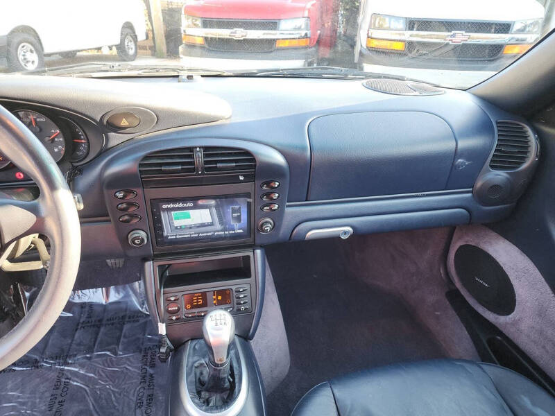 2002 Porsche 911 Carrera 4