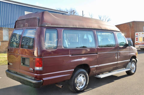 2005 Ford E-Series E-350 SD XLT