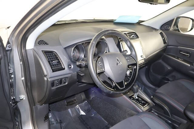 2023 Mitsubishi Outlander Sport SE