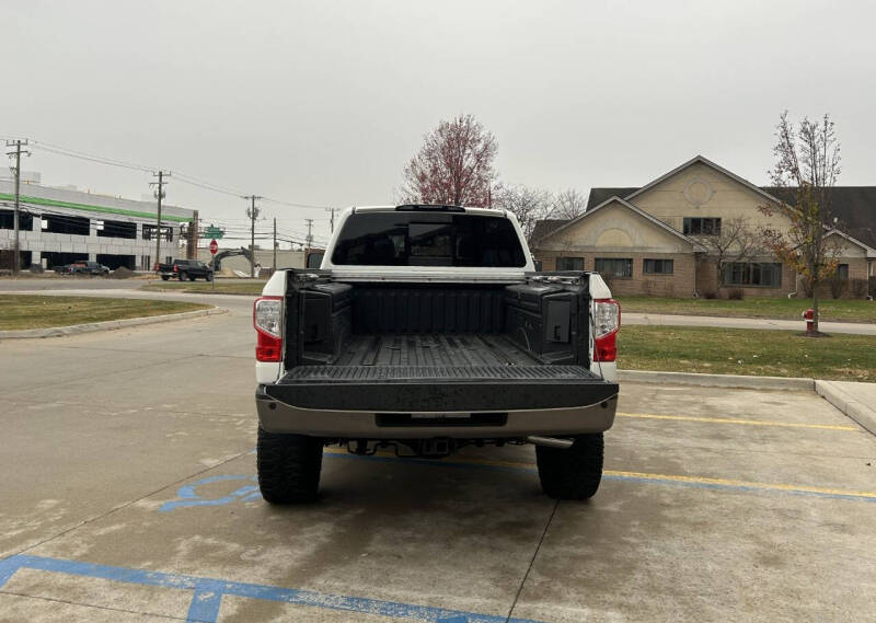 2016 Nissan Titan XD Platinum Reserve