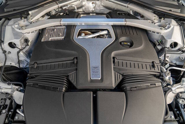 2021 Aston Martin DBX 40
