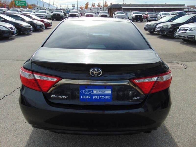 2017 Toyota Camry SE