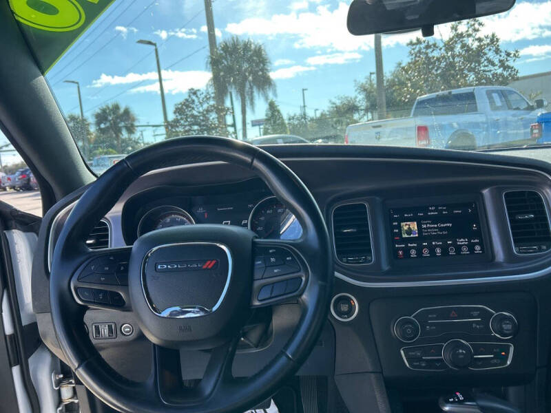 2020 Dodge Charger SXT