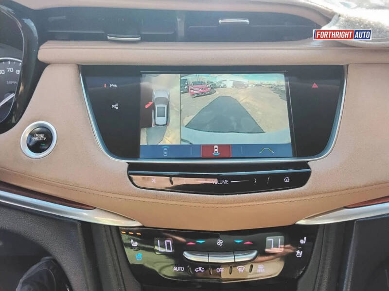 2018 Cadillac XT5 Platinum