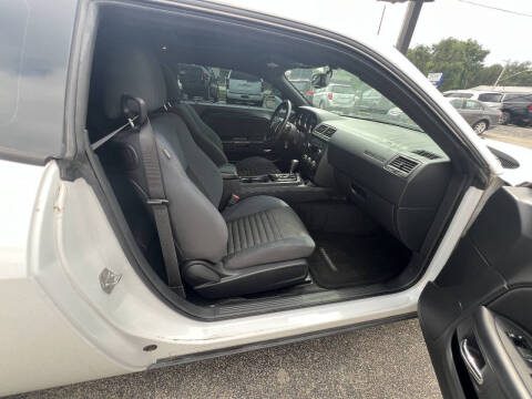 2014 Dodge Challenger SXT