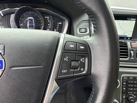 2016 Volvo XC60 T6 Drive-E