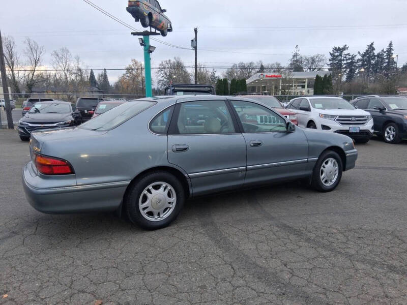 1999 Toyota Avalon XL