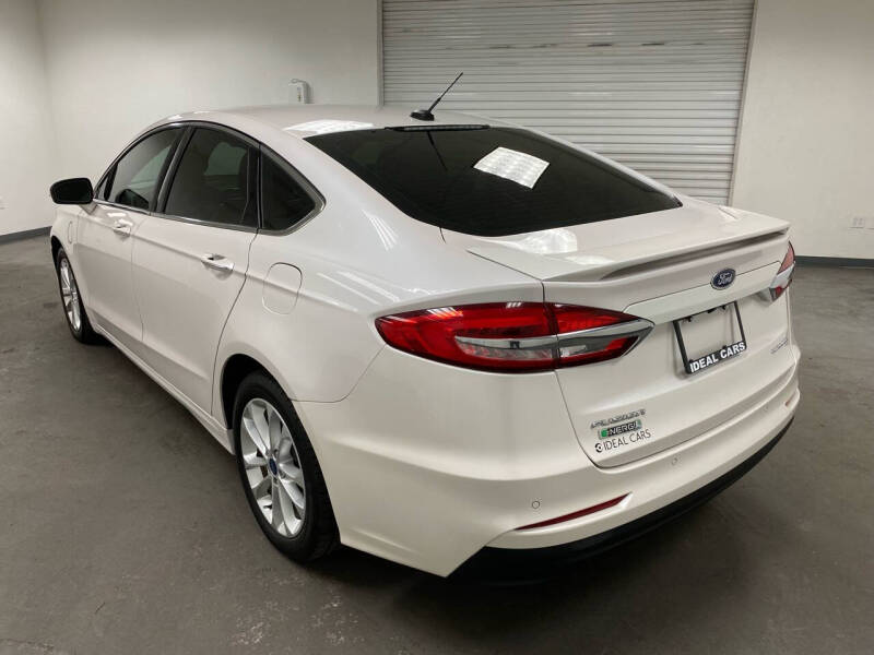2019 Ford Fusion Energi Titanium