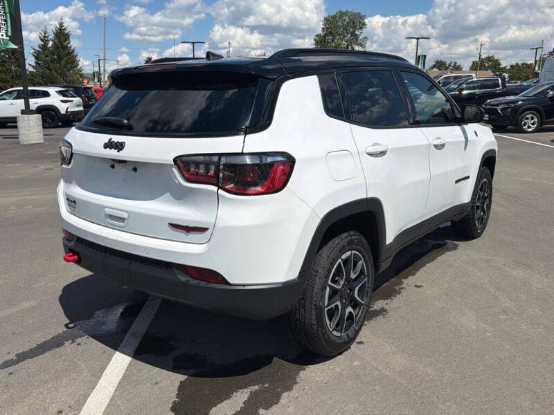 2025 Jeep Compass Trailhawk