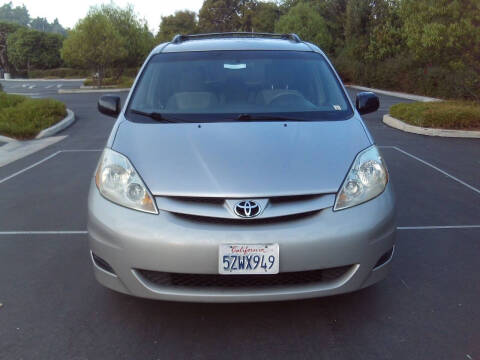 2006 Toyota Sienna for sale at Oceansky Auto in Brea CA