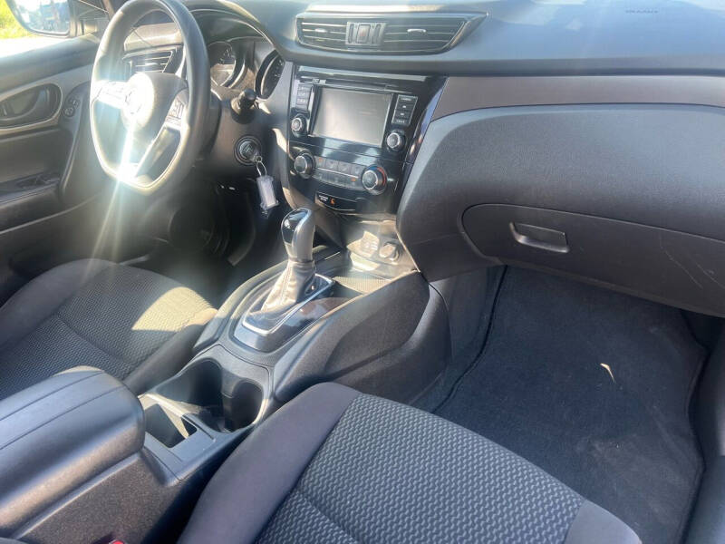 2020 Nissan Rogue Sport S