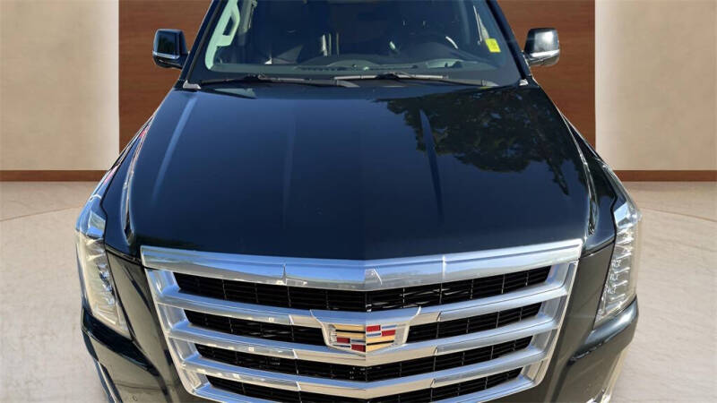 2020 Cadillac Escalade Luxury