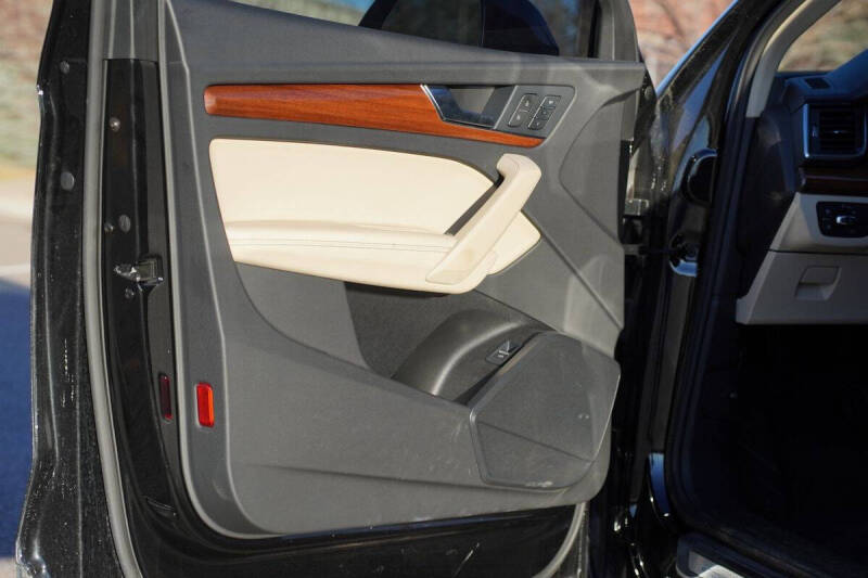 2022 Audi Q5 quattro S line Prem Plus 45 TFSI