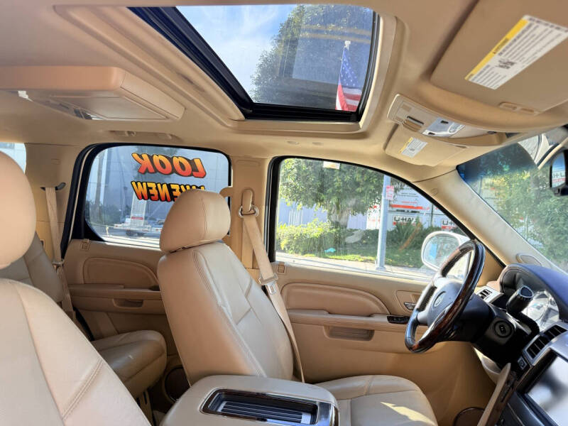 2014 Cadillac Escalade Premium