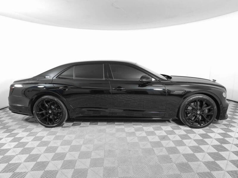 2025 Bentley Flying Spur