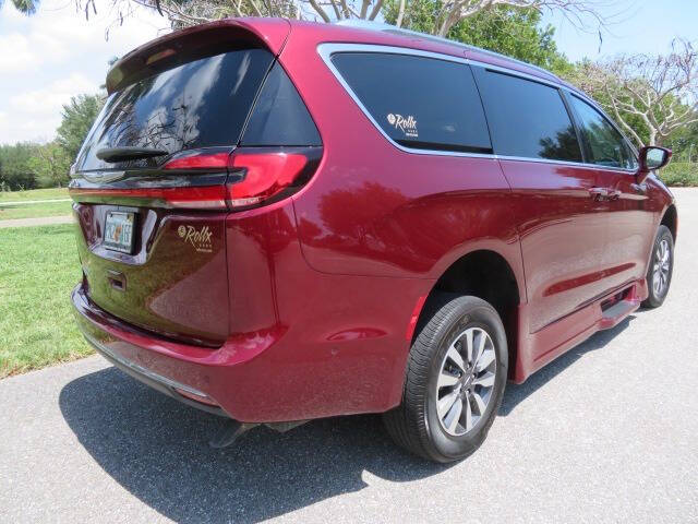 2021 Chrysler Pacifica Touring L