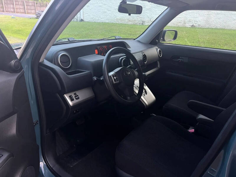 2009 Scion xB