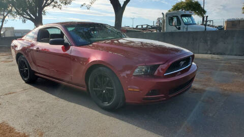 2014 Ford Mustang V6