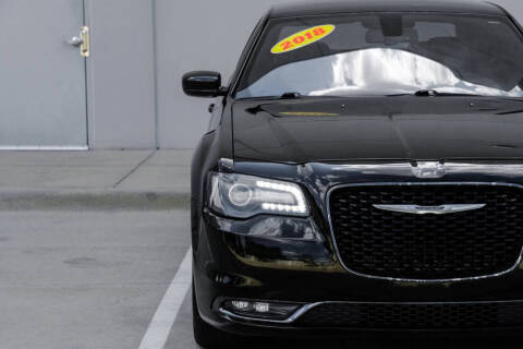 2018 Chrysler 300 S