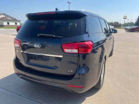 2017 Kia Sedona LX