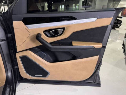 2021 Lamborghini Urus