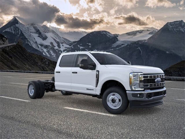 2025 Ford F-350 Super Duty XL