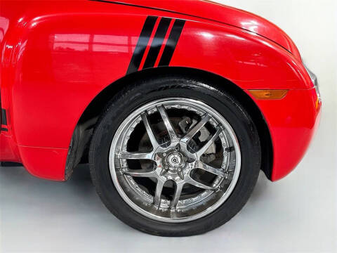 2004 Chevrolet SSR LS