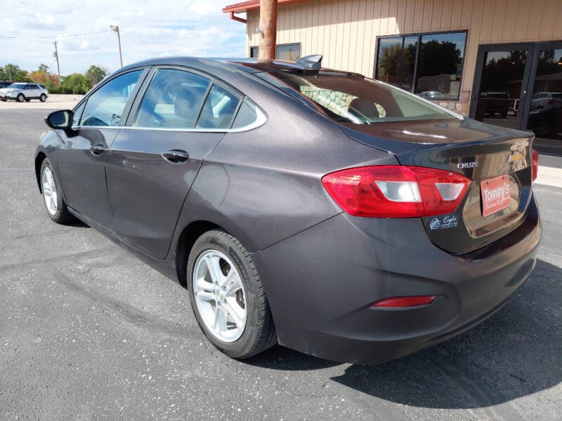 2017 Chevrolet Cruze LT Auto
