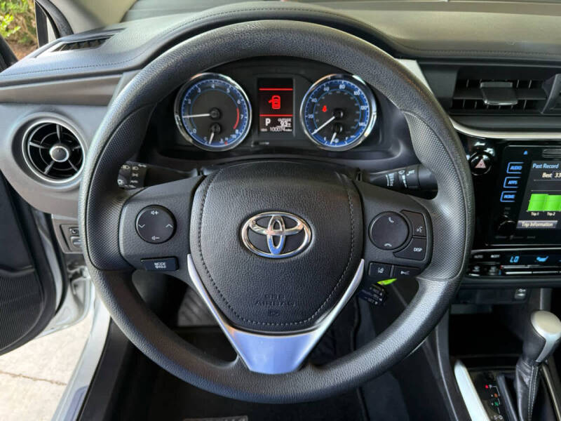 2017 Toyota Corolla LE