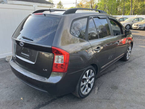 2009 Kia Rondo LX