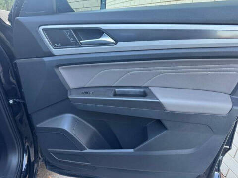 2022 Volkswagen Atlas Cross Sport V6 SEL Premium R-Line 4Motion