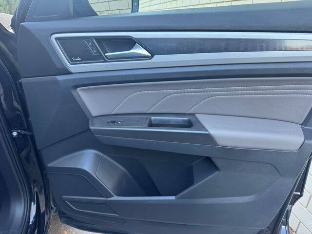 2022 Volkswagen Atlas Cross Sport V6 SEL Premium R-Line 4Motion