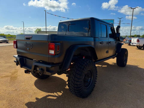 2022 Jeep Gladiator Sport