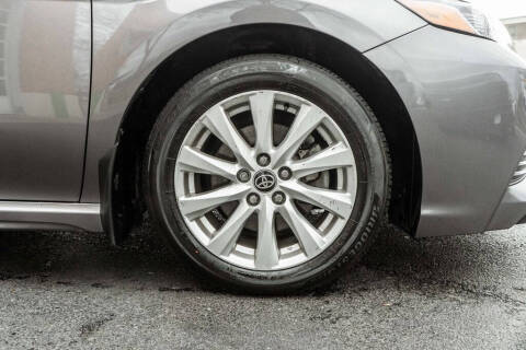 2020 Toyota Camry SE Nightshade