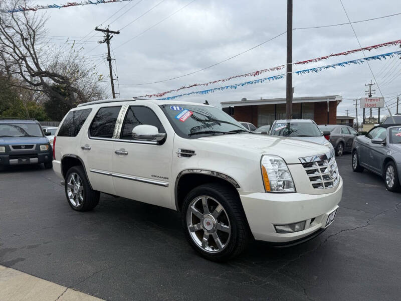2011 Cadillac Escalade Premium