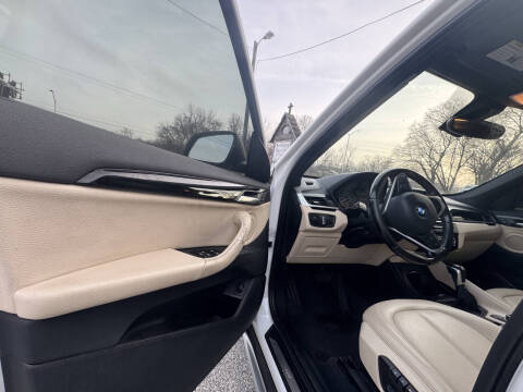 2017 BMW X1 sDrive28i