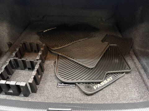 2017 Volkswagen Passat 1.8T R-Line