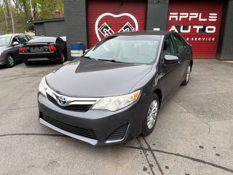 2013 Toyota Camry Hybrid for sale at Apple Auto Sales Inc in Camillus NY