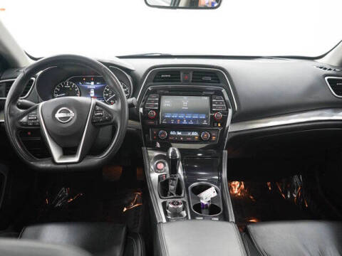 2023 Nissan Maxima