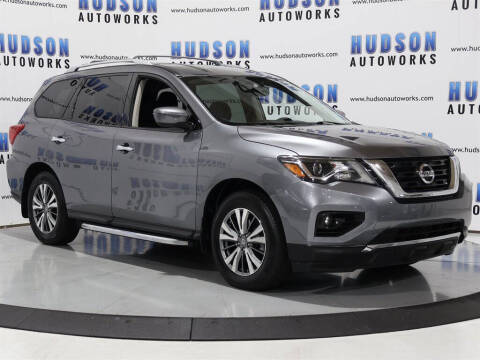 2020 Nissan Pathfinder SV