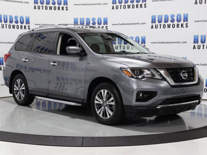 2020 Nissan Pathfinder SV