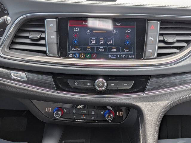 2024 Buick Enclave Essence