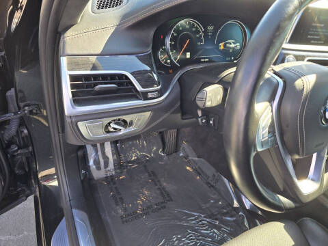 2016 BMW 7 Series 750i xDrive