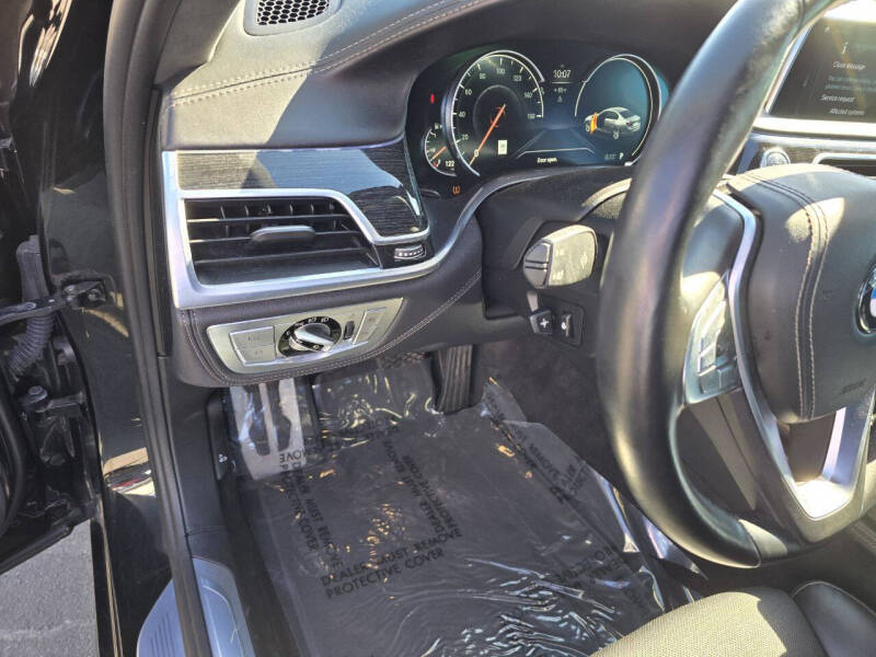 2016 BMW 7 Series 750i xDrive