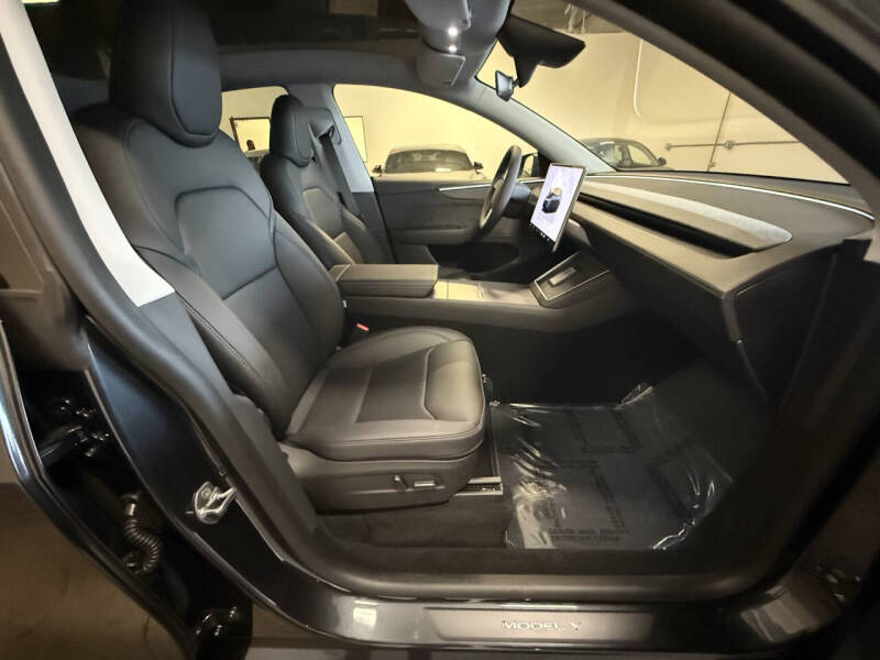 2026 Tesla Model Y Long Range