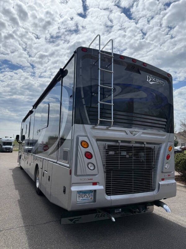 2019 Freightliner XCM Chassis
