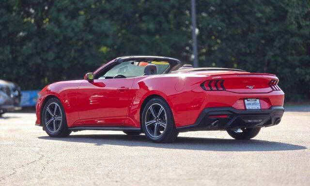 2024 Ford Mustang EcoBoost Premium